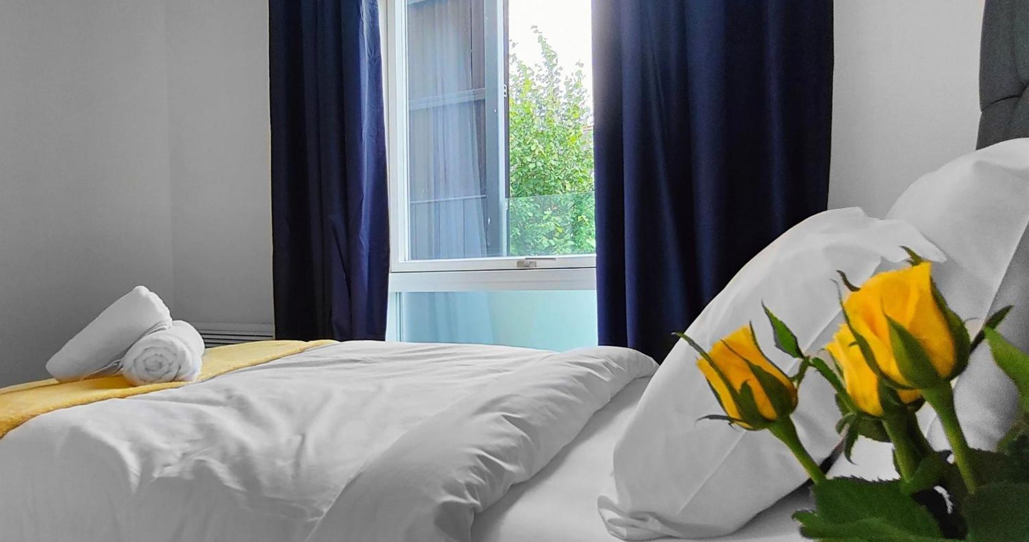 Cambridge Stays Riverside Apart Hotel With 2Br Flats At The City Centre-Parking-Balcony Exterior foto